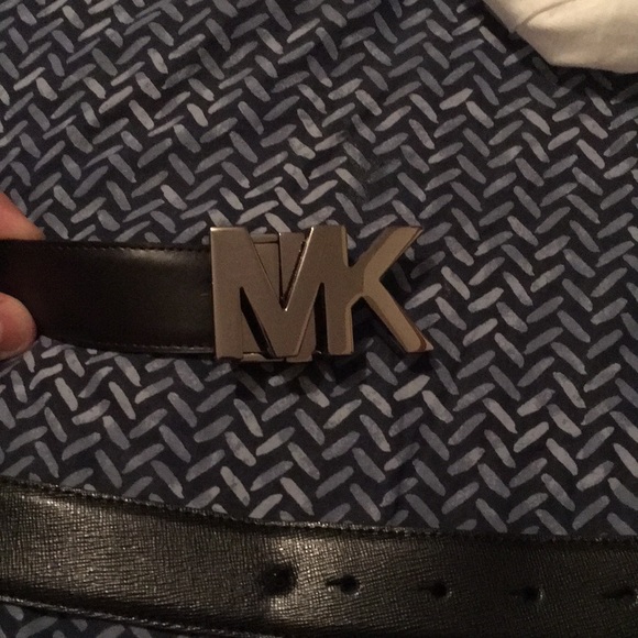 I’m selling a Michael kord belt - Picture 1 of 2